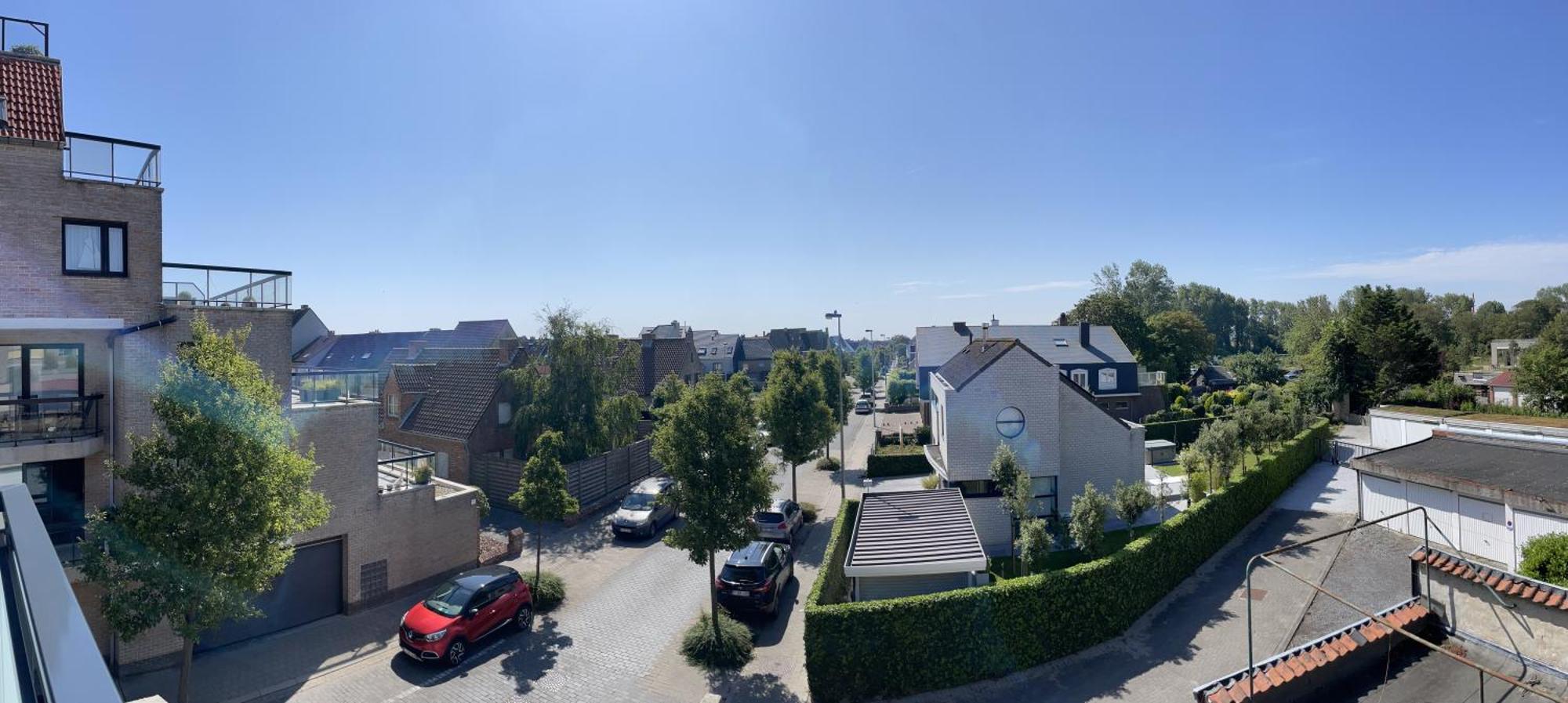 A&s - - * Ostend